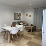 Le Terracotta Cote D'azur - Proche - Terrasse & Confort - Clim - Parking Et Wifi Gratuit- Speciale Apartmán