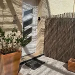 Le Terracotta Cote D'azur - Proche - Terrasse & Confort - Clim - Parking Et Wifi Gratuit- Speciale Fréjus