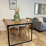 Le Terracotta Cote D'azur - Proche - Terrasse & Confort - Clim - Parking Et Wifi Gratuit- Speciale